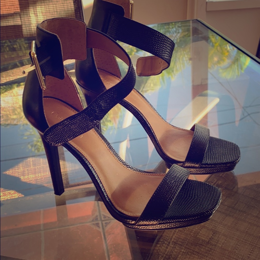 Black High heels sandals 5.5